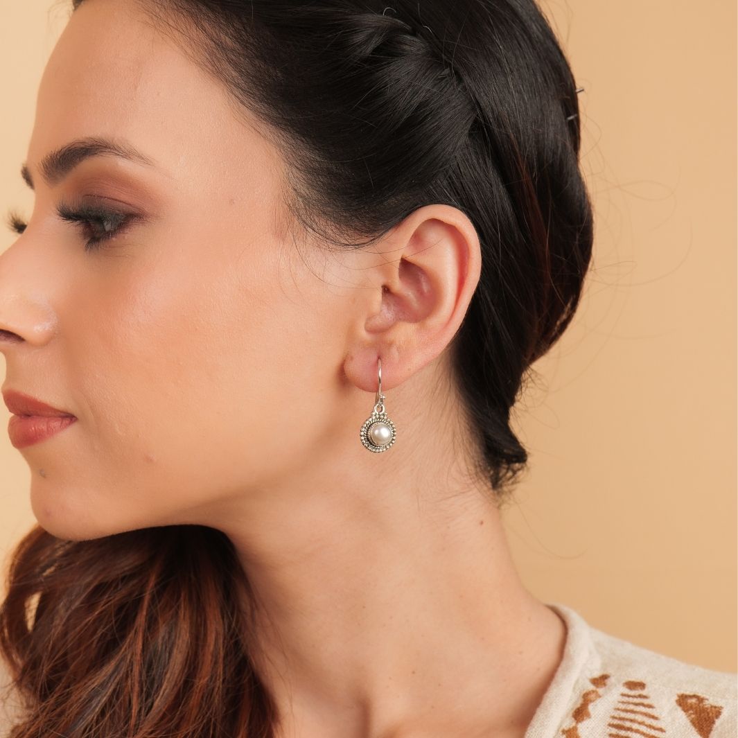 Pearl 925 Silver Round Earrings The Spring Story