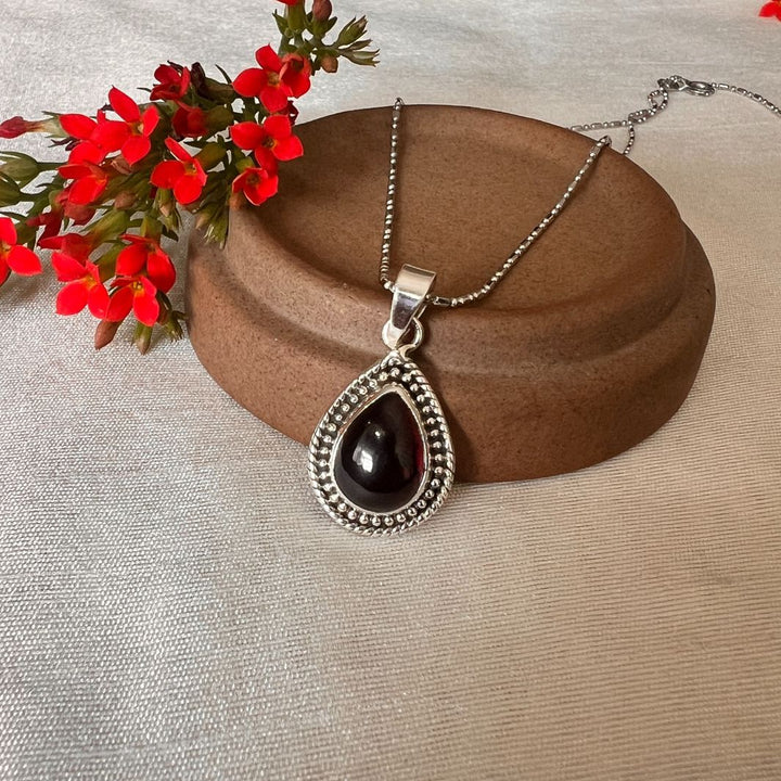 Garnet Drop 925 Silver Pendant