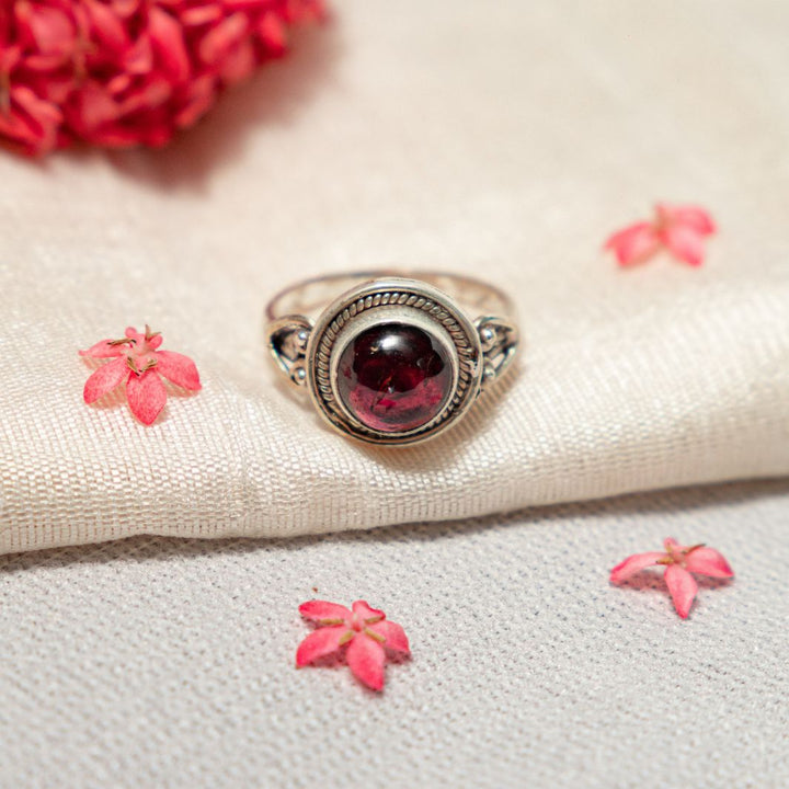 Garnet 925 Silver Round Ring