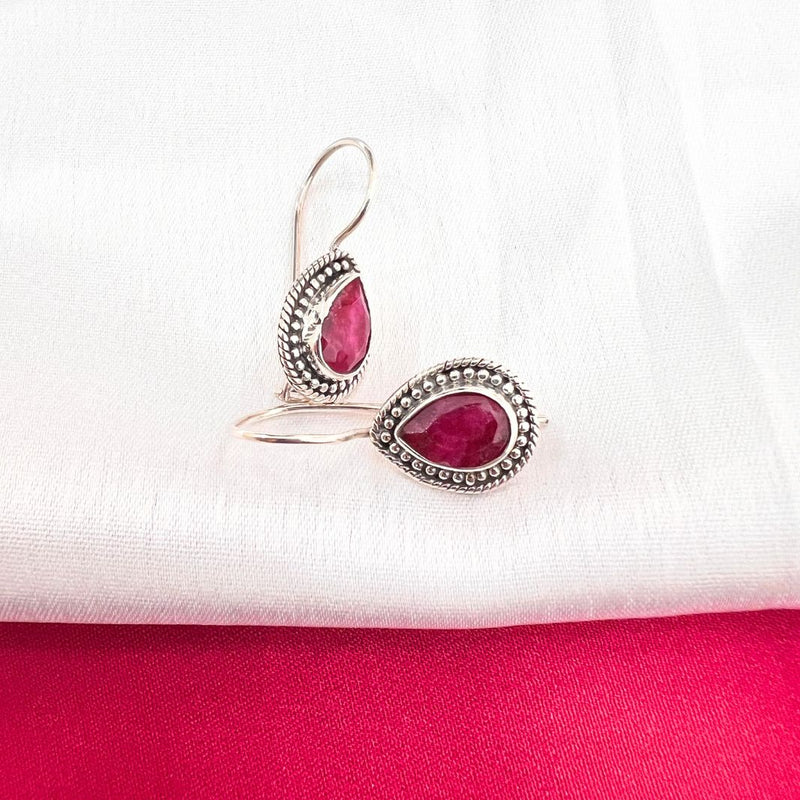 Dyed Ruby Drop 925 Silver Earring & Pendant Set