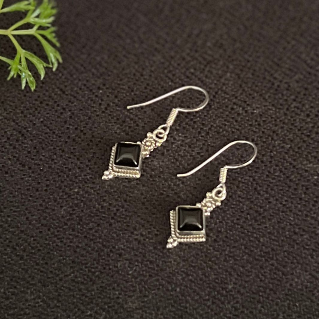 Black Onyx Diamond Shape 925 Silver Earrings