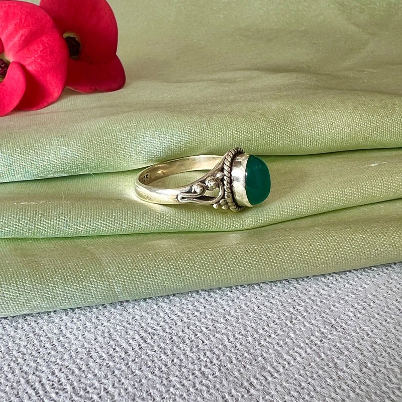 Green Onyx Oval 925 Silver Ring