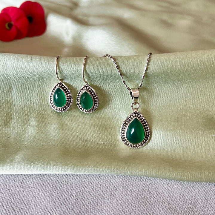 Green Onyx Drop 925 Silver Earring & Pendant Set