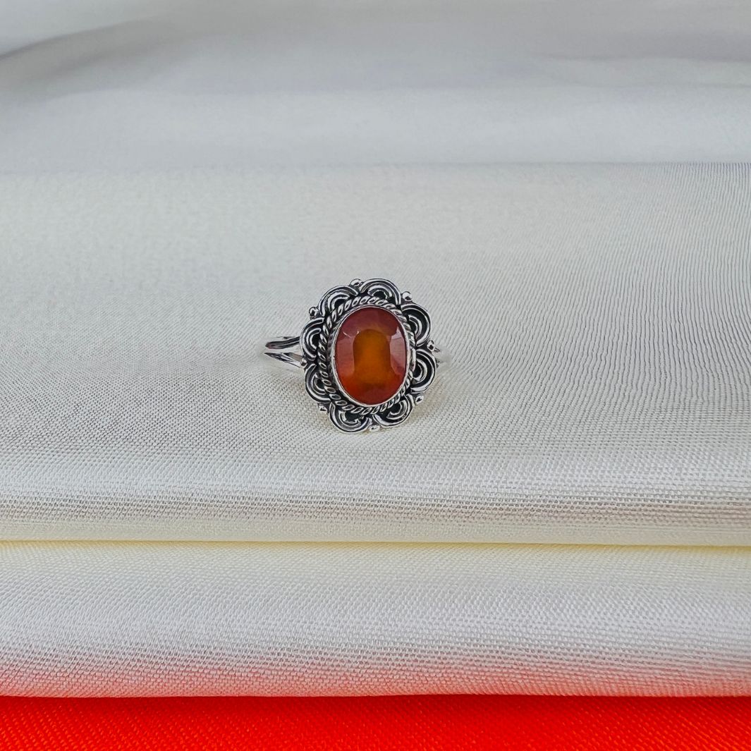 Carnelian 925 Silver Flower Cut Ring