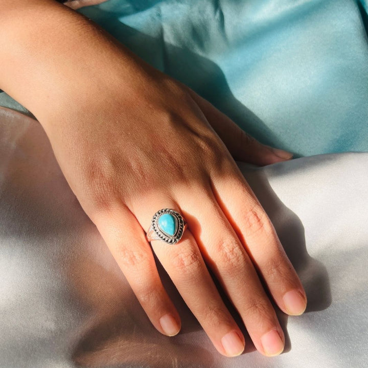 Turquoise 925 Silver Drop Shape Ring