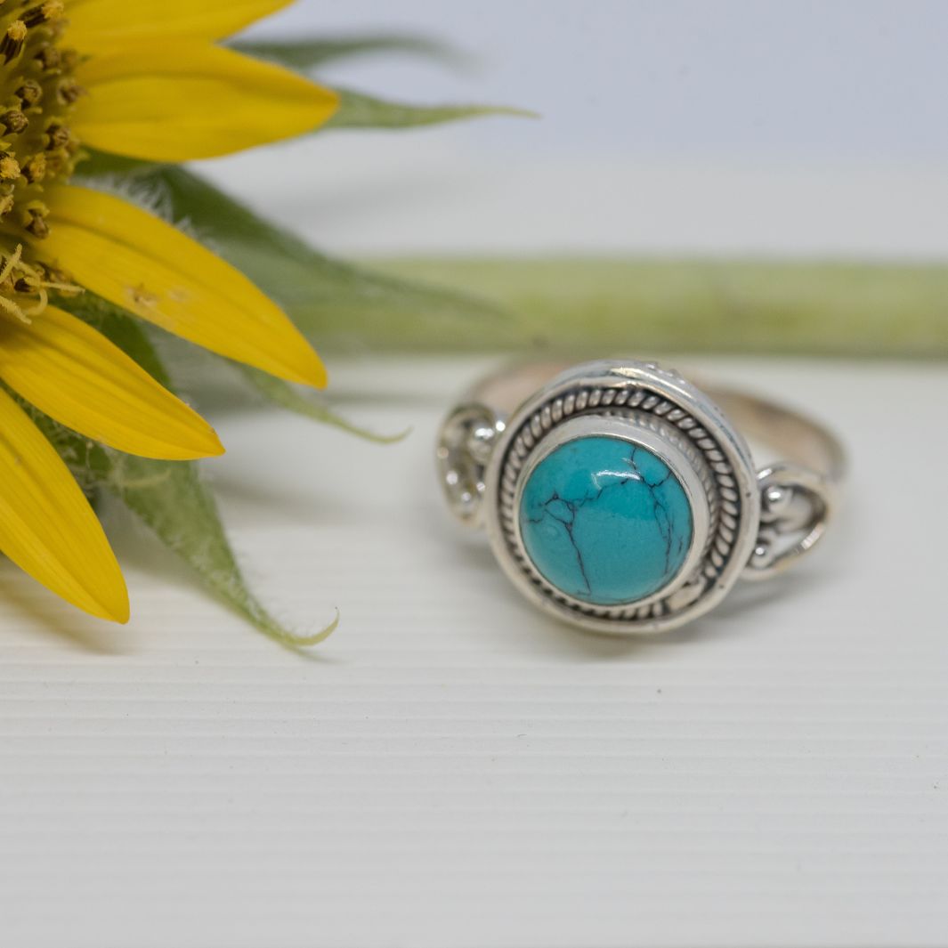 Turquoise 925 Silver Round Ring