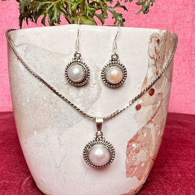 Pearl Round 925 Silver Earring & Pendant Set