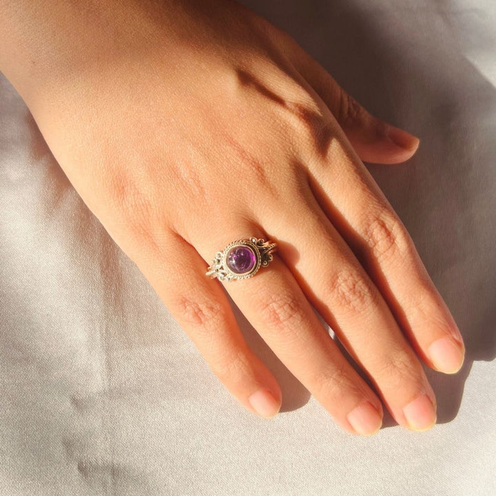 Amethyst 925 Silver Carved Round Ring