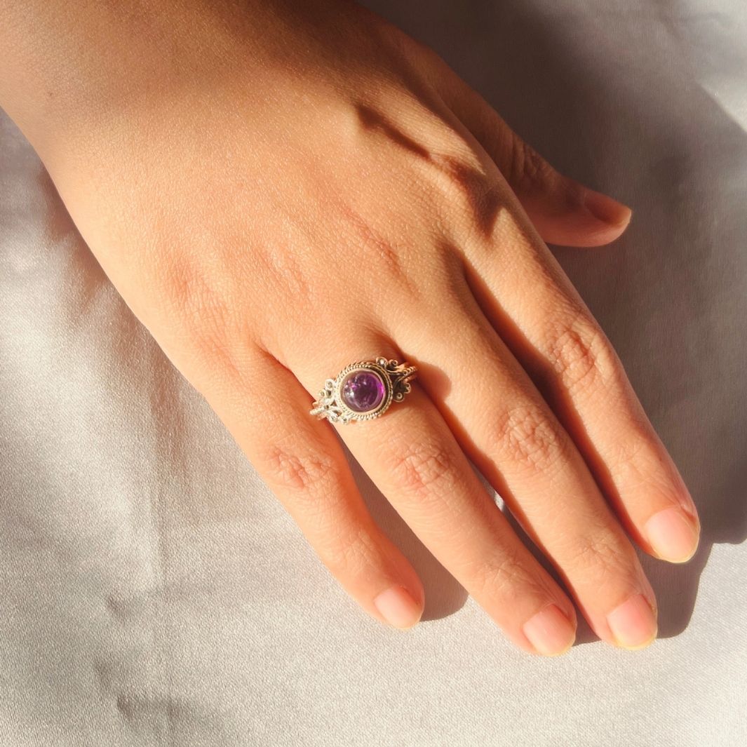 Amethyst 925 Silver Carved Round Ring