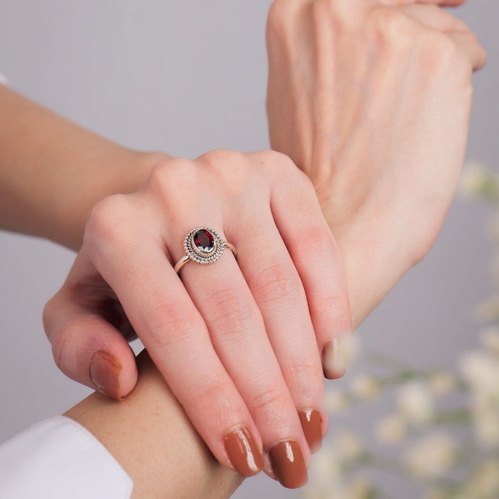 Garnet 925 Silver Cut Ring