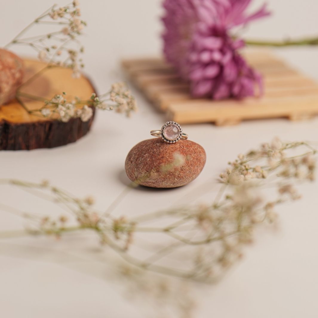 Rose Quartz 925 Silver Round Ring