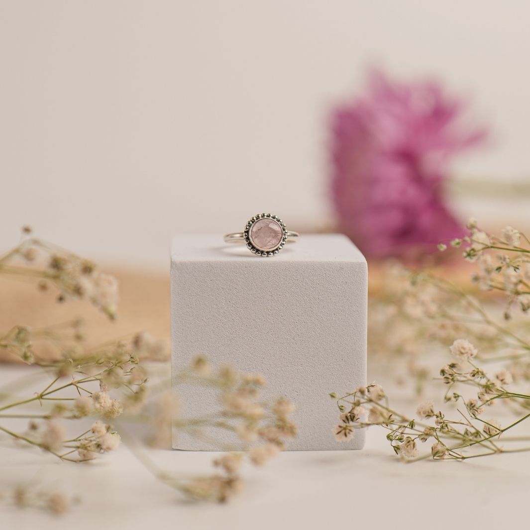 Rose Quartz 925 Silver Round Ring