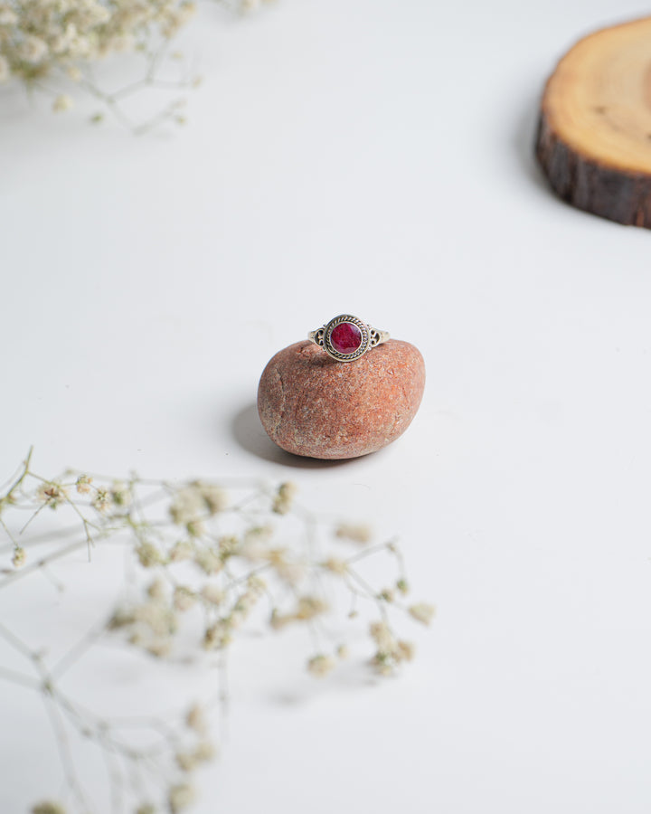 Dyed Ruby Round 925 Silver Ring The Spring Story