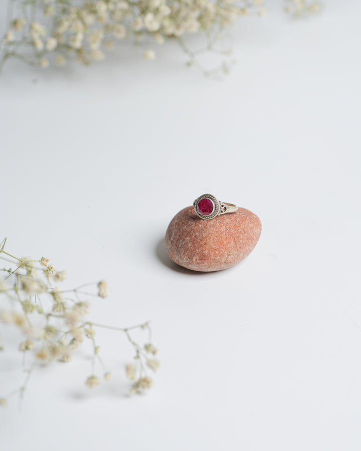Dyed Ruby Round 925 Silver Ring The Spring Story