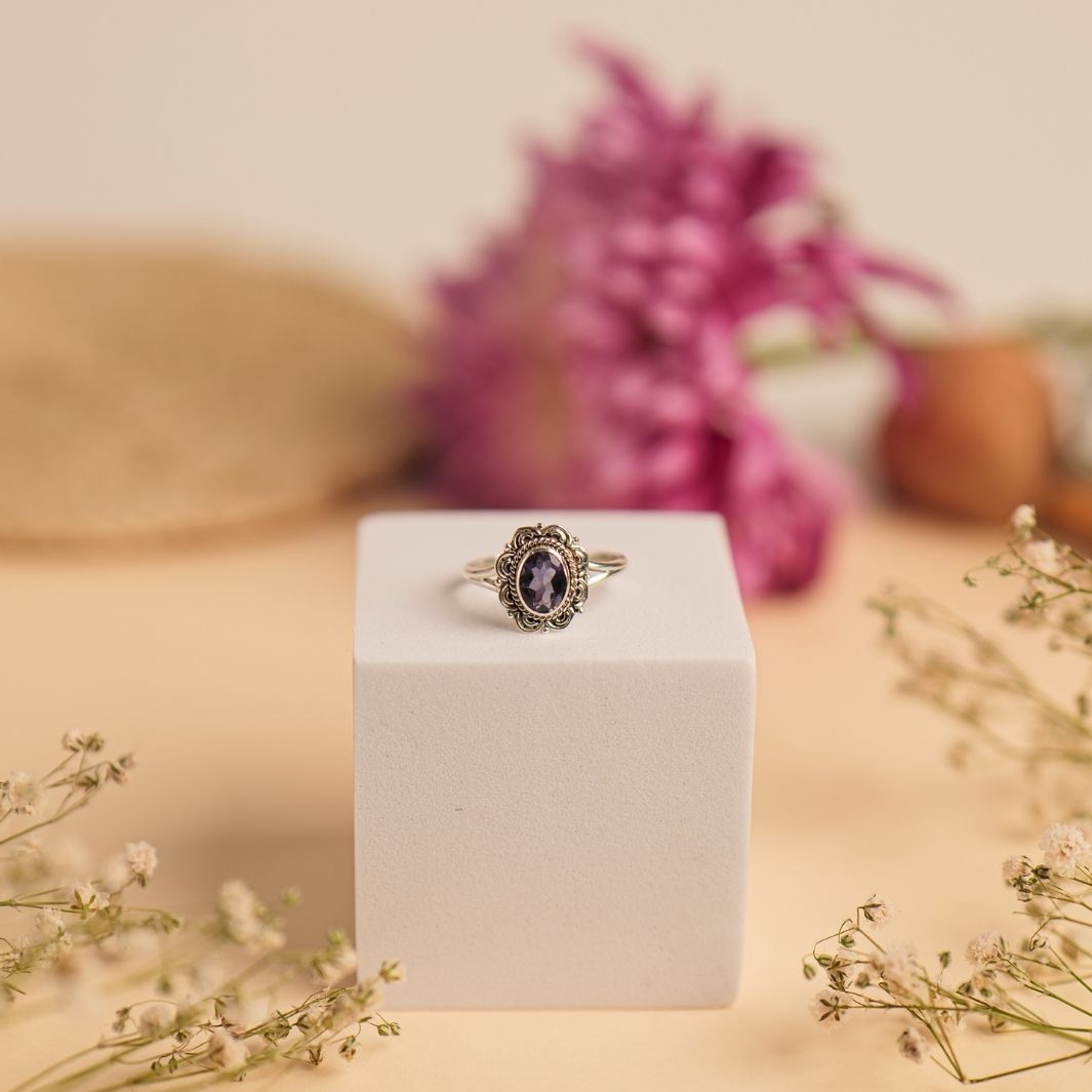 Iolite 925 Silver Flower Cut Ring