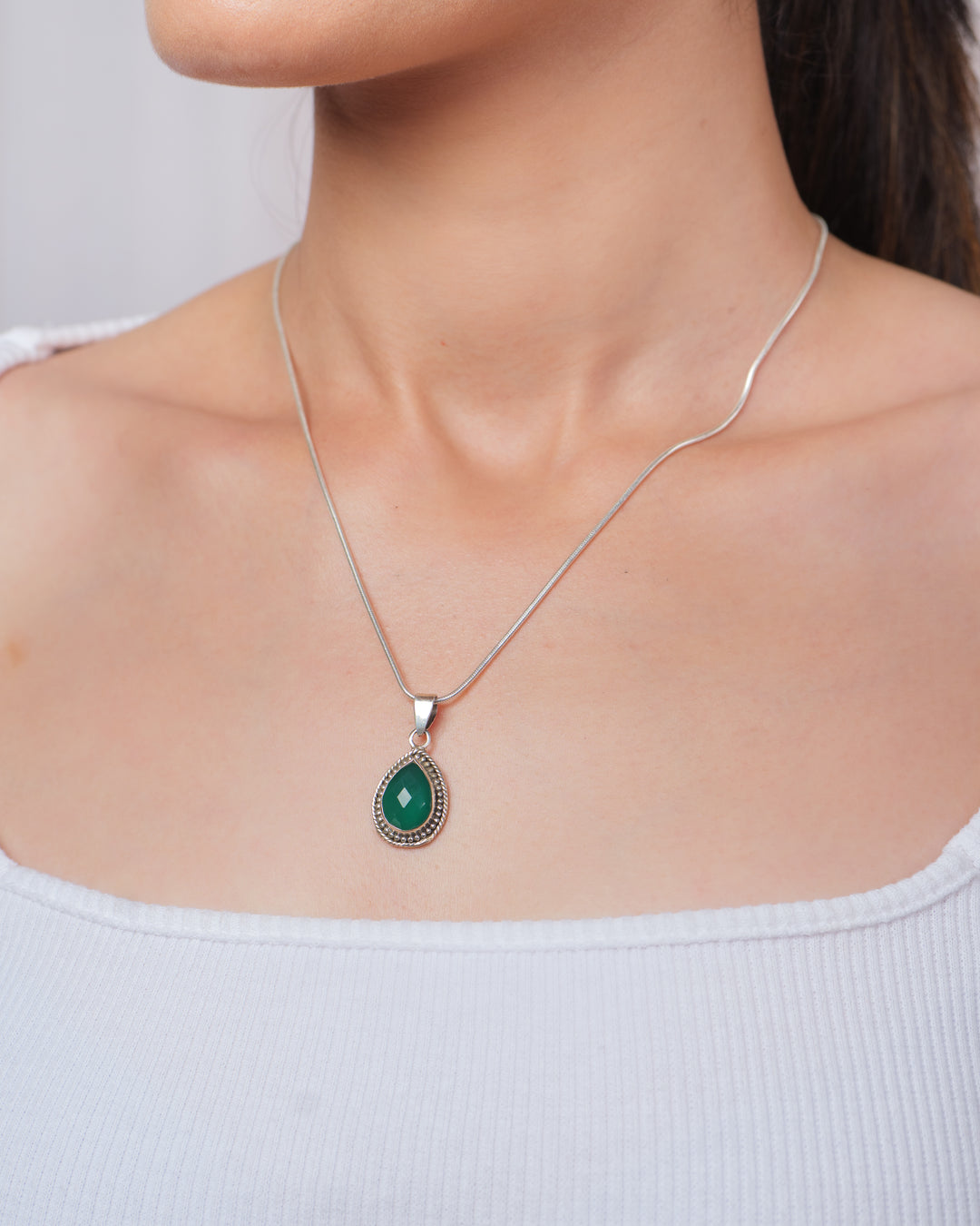 Green Onyx Drop 925 Silver Pendant The Spring Story
