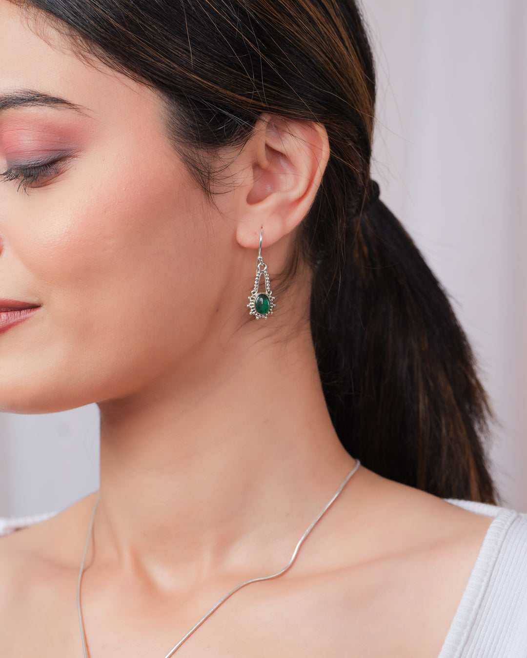 Green Onyx 925 Silver Hanging Earrings The Spring Story
