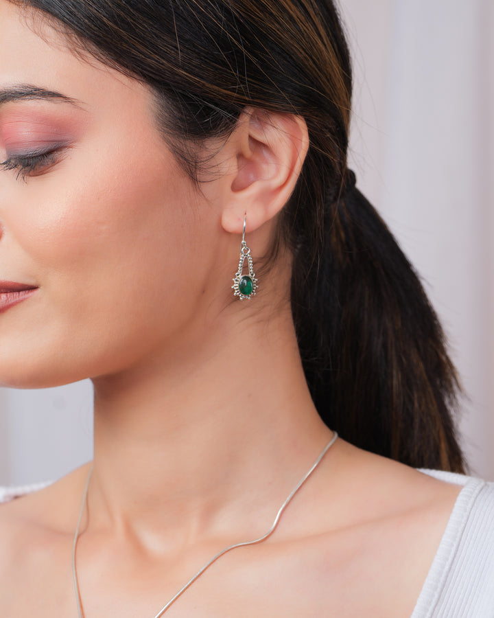 Green Onyx 925 Silver Hanging Earrings The Spring Story