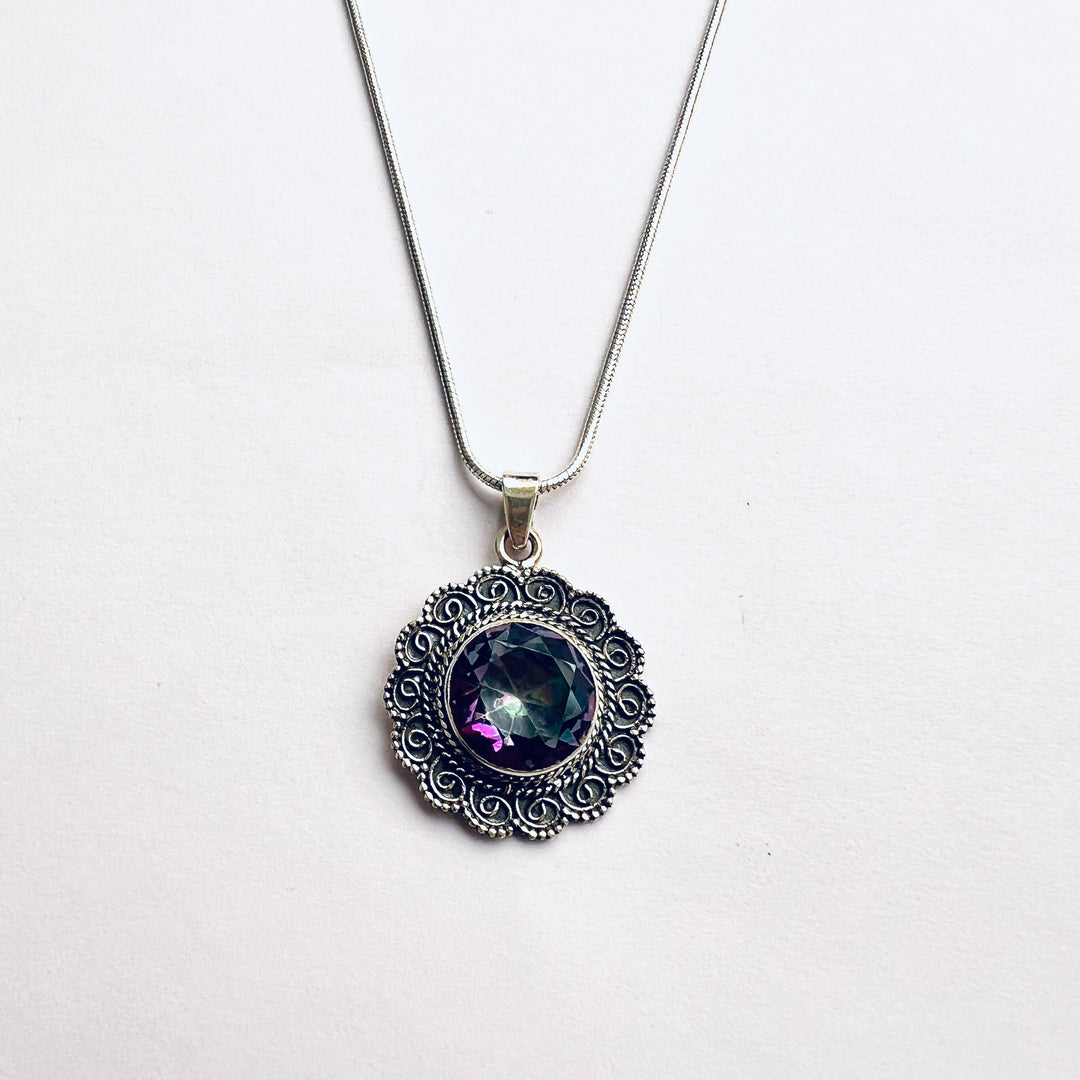 Mystic 925 Silver Circle Pendant