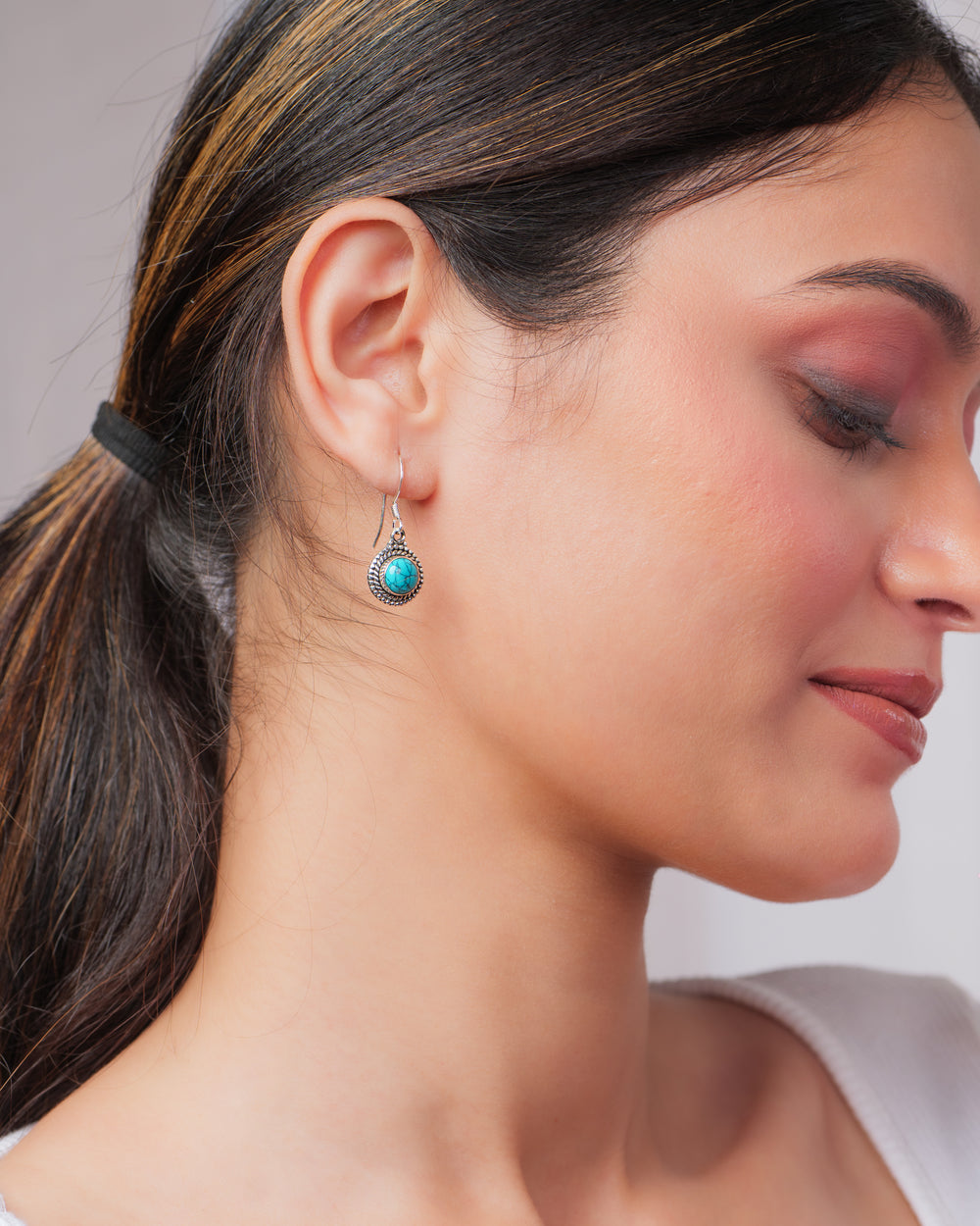 Turquoise Round 925 Silver Earrings The Spring Story